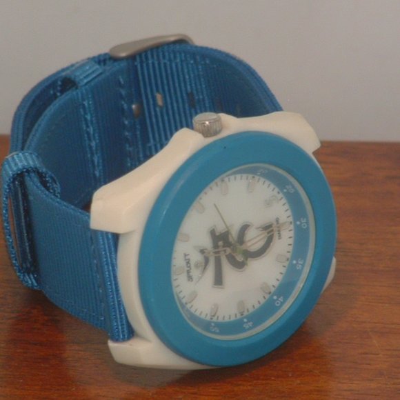 Pre-Owned Women’s Sprout Analog Sport Fashion Watch - Picture 7 of 7